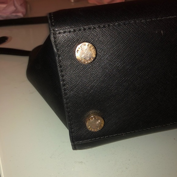 Authentic black Michael Kors purse and wallet - Picture 4 of 8